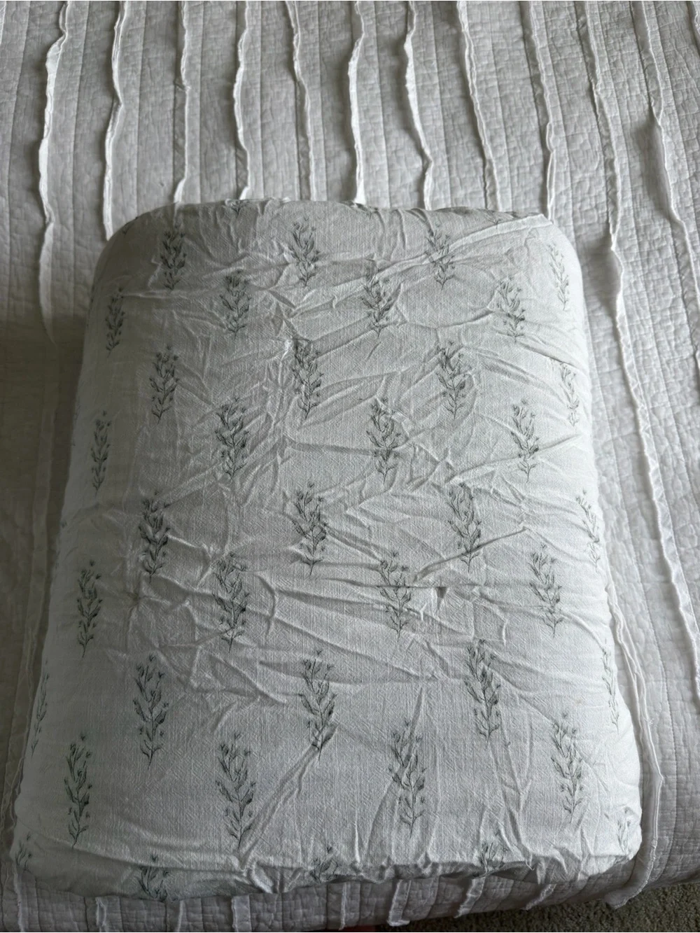 Threshold Studio Mcgee Floral Comforter